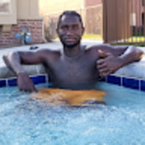 Meet your Posher, Helio domingos